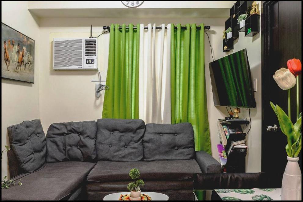 A Refreshing Condo Unit Near Bgc, Ortigas & Makati With Netflix And Wifi マニラ市 エクステリア 写真